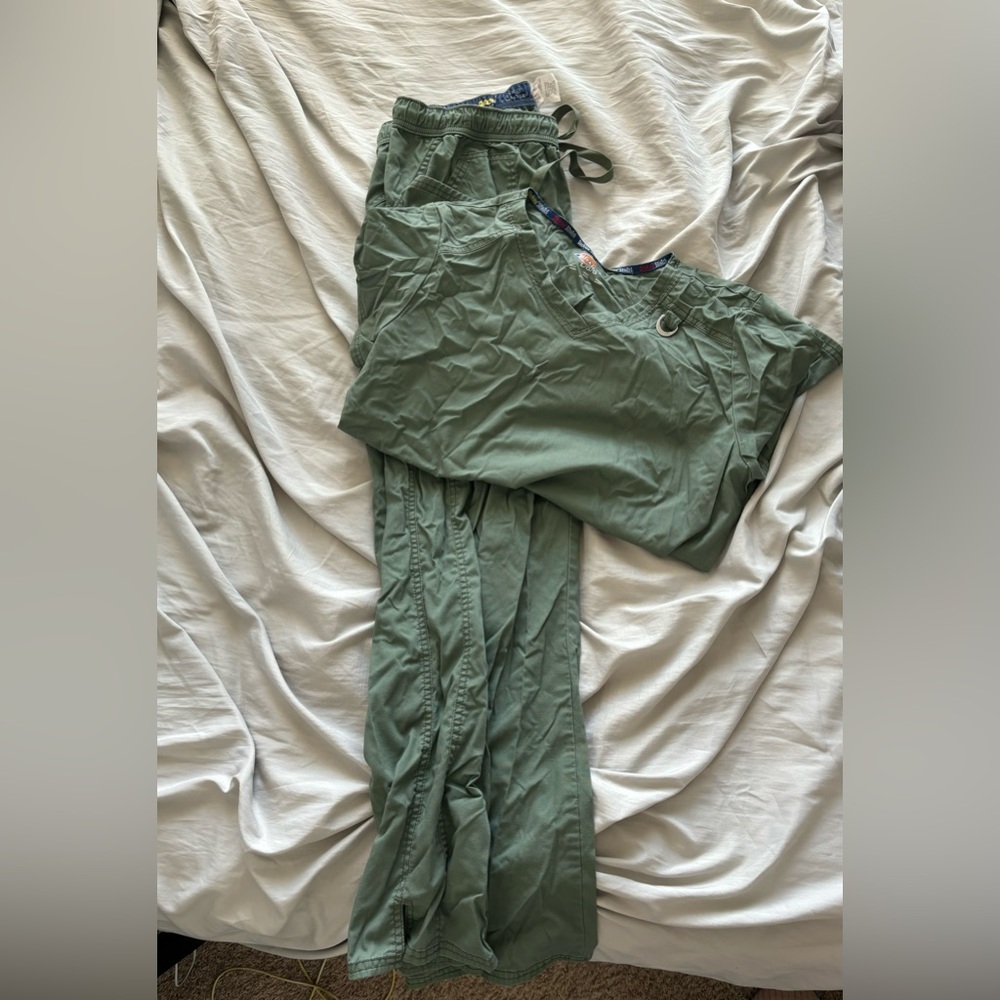 Dickies Olive Green Scrub Set